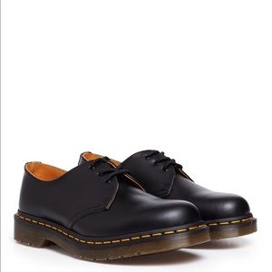 dr martens women’s Oxford 1461 🖤 COMMENT FIRST!!!
